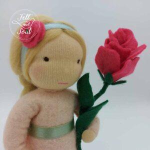 Felt and Soul Rózsa tündér baba gyapjúfilc asztali báb